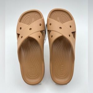 NWT Crocs Women's Classic Cross Strap Sandal Size 9